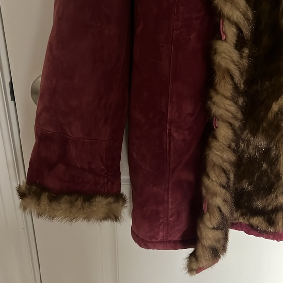 Vintage Dennis Basso Berry Burgundy Suede Coat Brown Faux Fur Medium - Picture 6 of 10